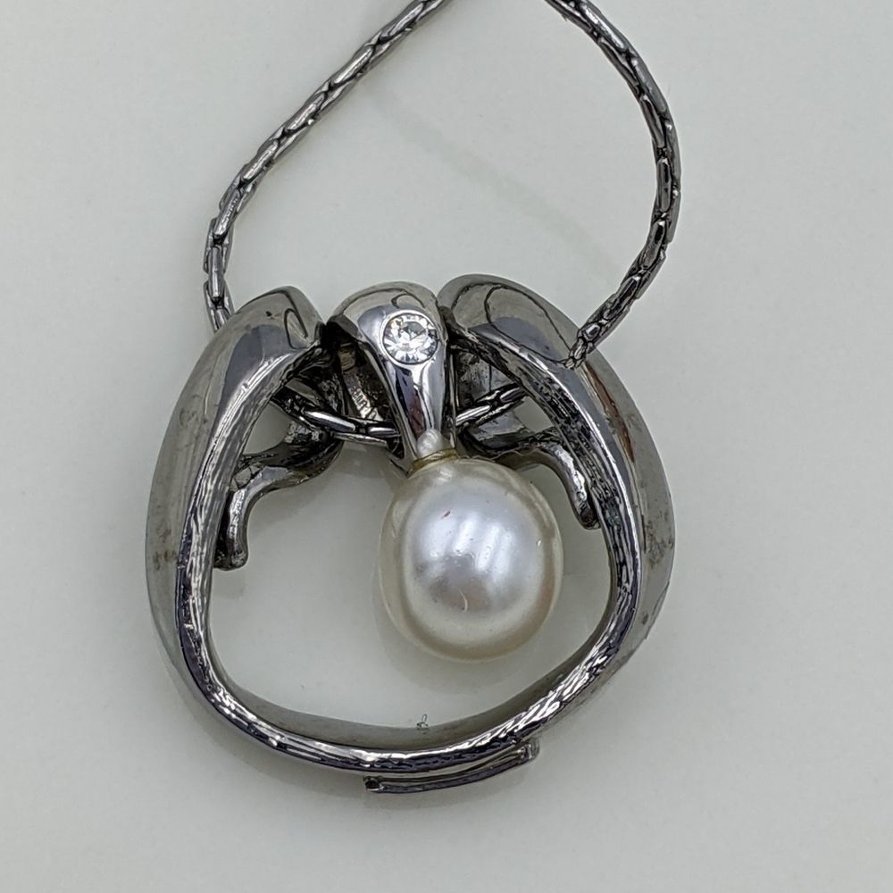 Butler Sterling Silver Faux Pearl Swing Necklace - Picture 4 of 9